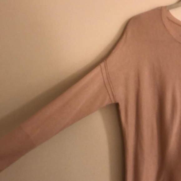 H&M Pullover Sweater - Picture 3 of 3